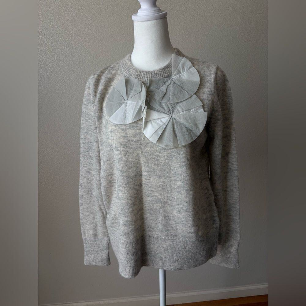 COS Alpaca Wool Sweater S Gray White Sculptural Ruffle Applique Statement Knit